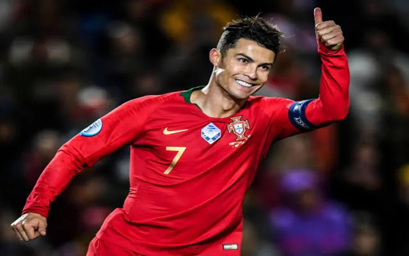 biet danh cua ronaldo nhung cai ten lam nen thuong hieu cr7